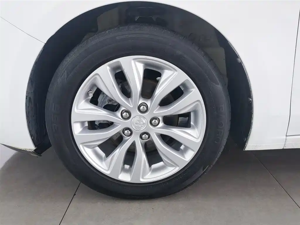 Buick Excelle 2019 15T DCT Connected Elite Type China VI фото 17