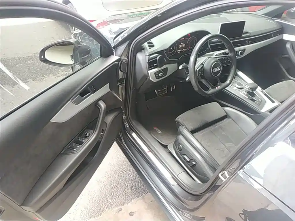 Audi A4 (Import) 2020 Avant Pioneer 40 TFSI Luxury Sport фото 16
