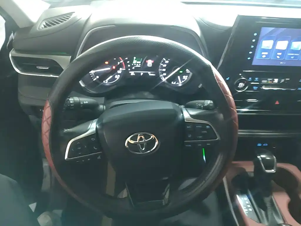 Toyota Highlander 2023 2022 380T 4WD Luxury 7-Seater