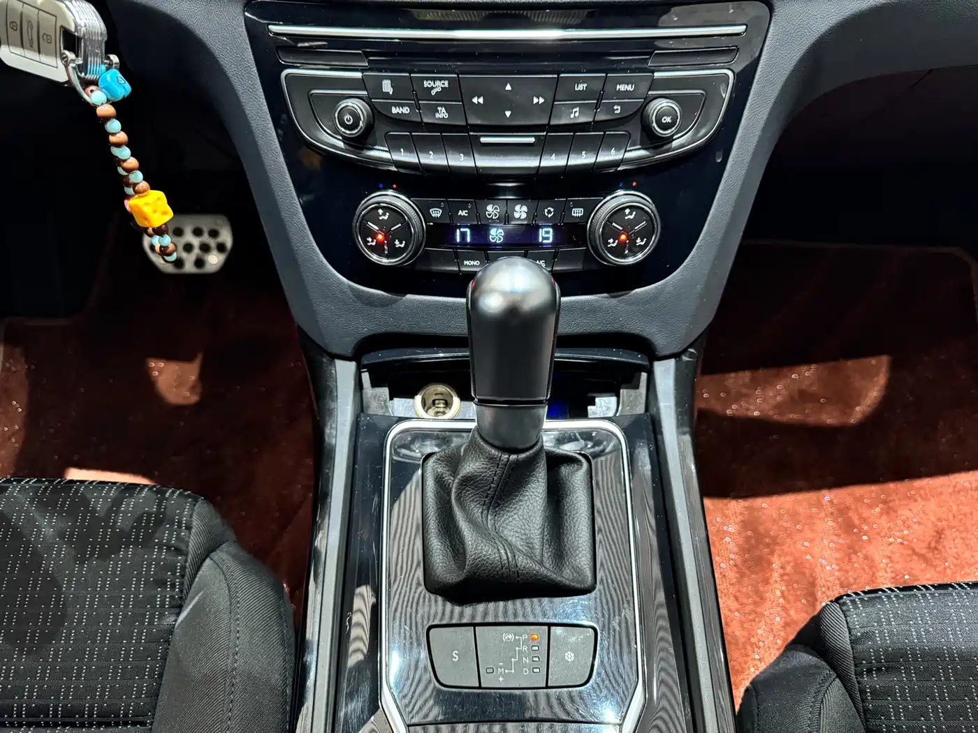 Peugeot 508 2015 1.6THP Auto Comfort Edition фото 12