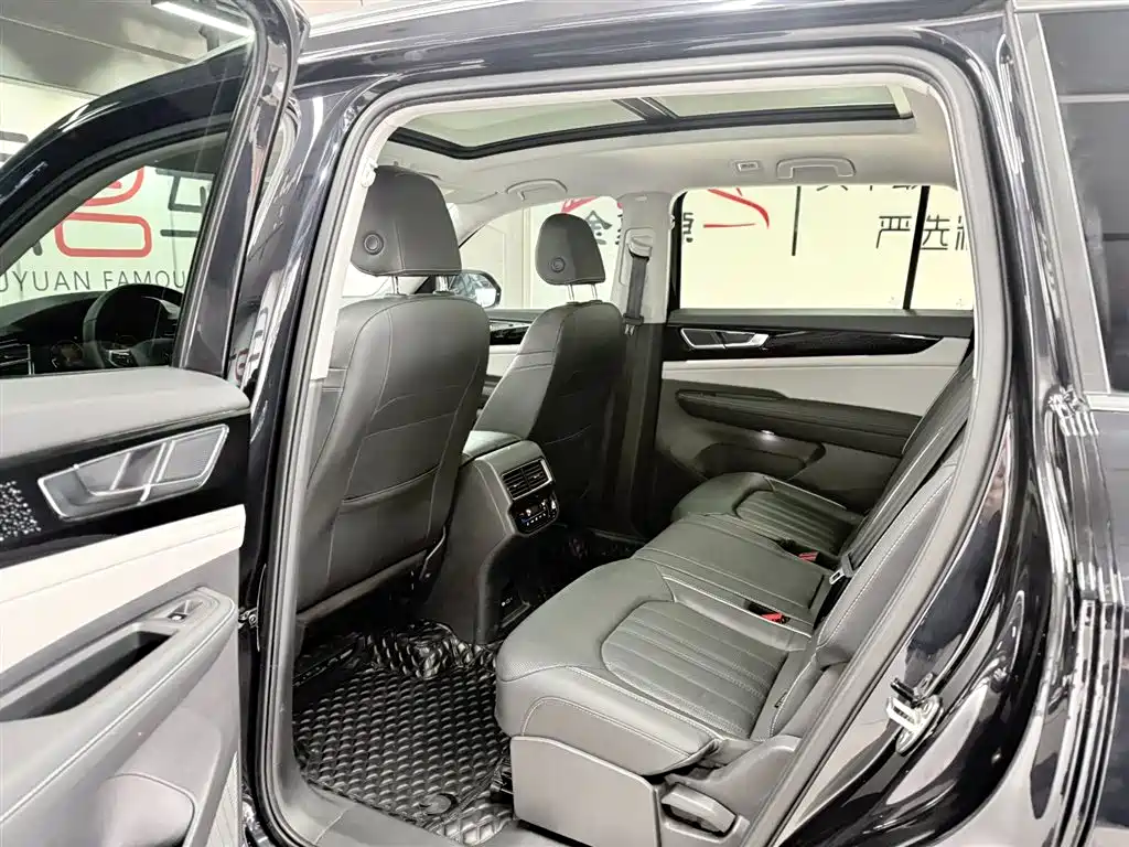 Volkswagen Teramont 2023 380TSI AWD Premium Flagship Edition фото 10