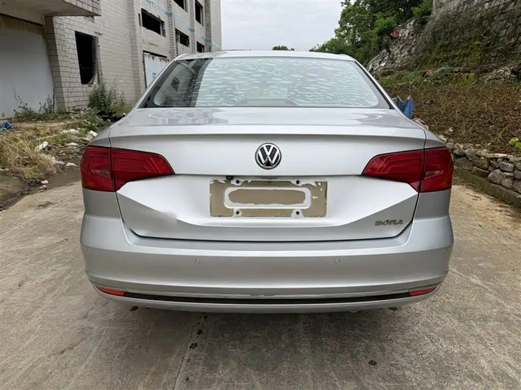 Volkswagen Bora 2016 Model 1.6L Automatic Comfort фото 13