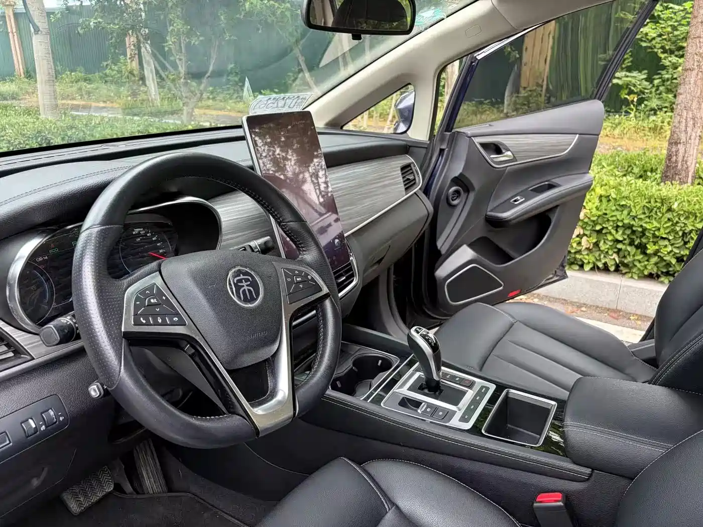 BYD Song MAX New Energy 2019 2019 DM 1.5T Smart Connection Enjoyment 7-seater China VI