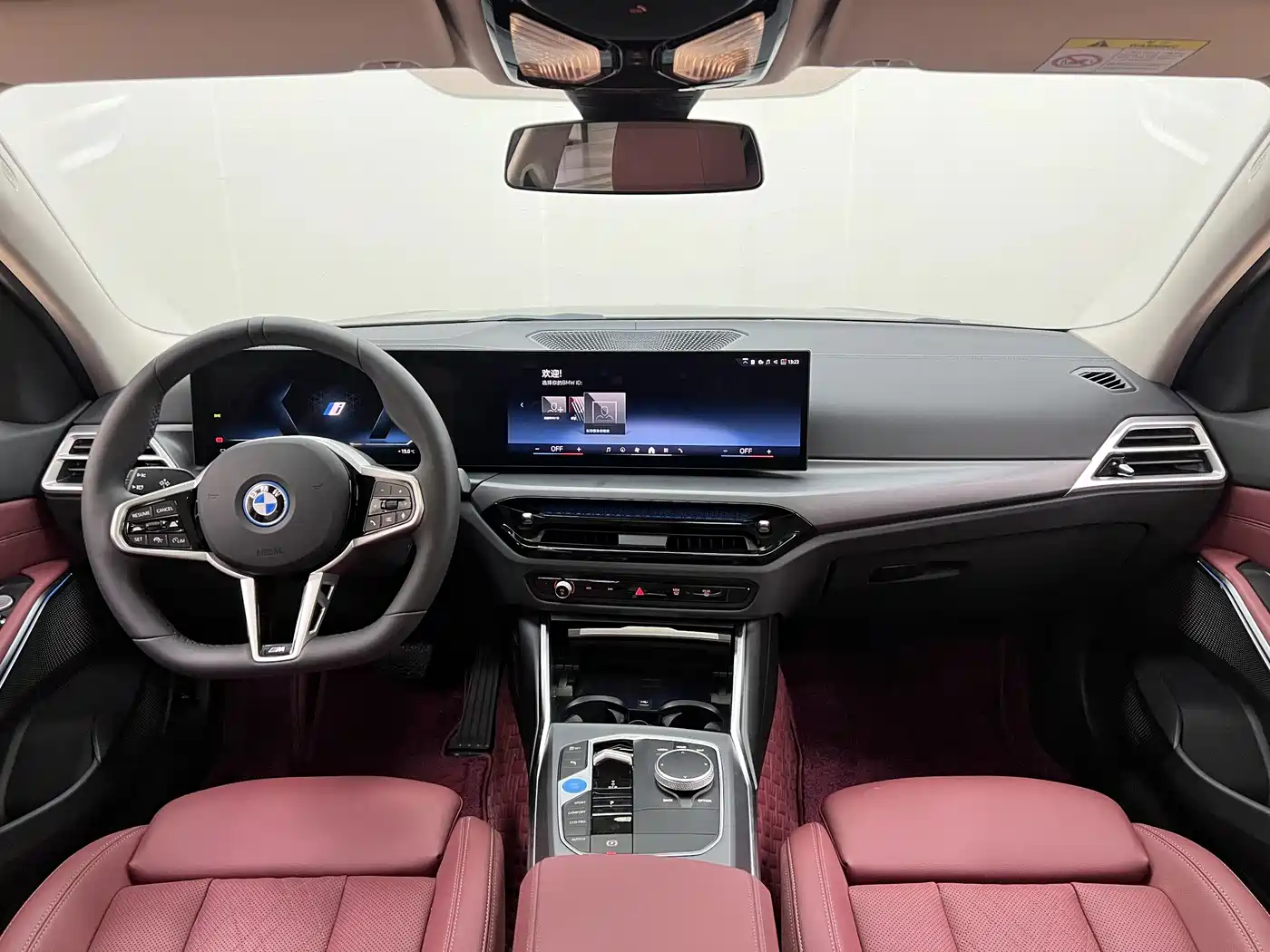 BMW i3 2026 2025 eDrive 35 L