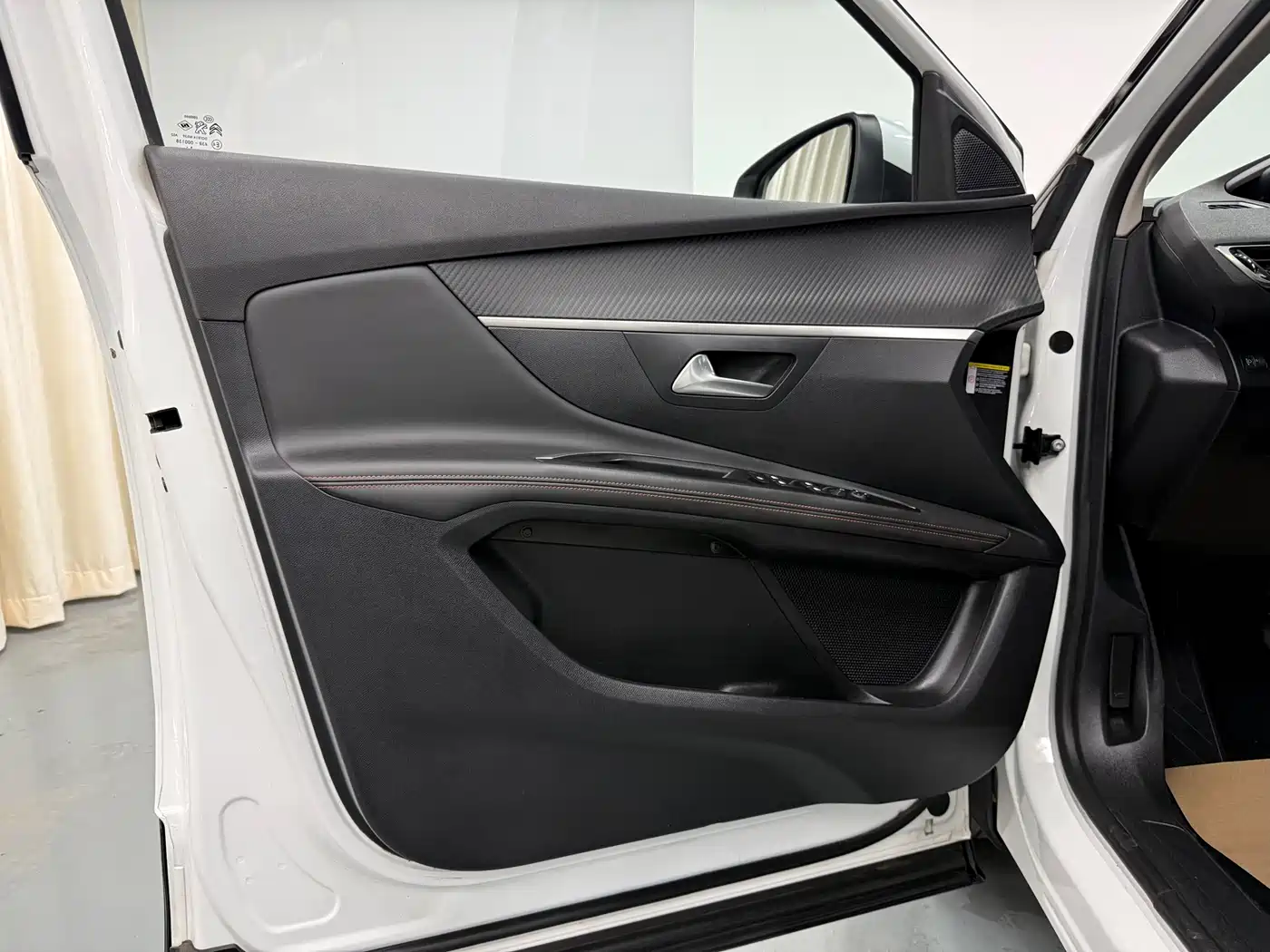Peugeot 5008 2019 380THP 5-seat Elite Edition фото 16