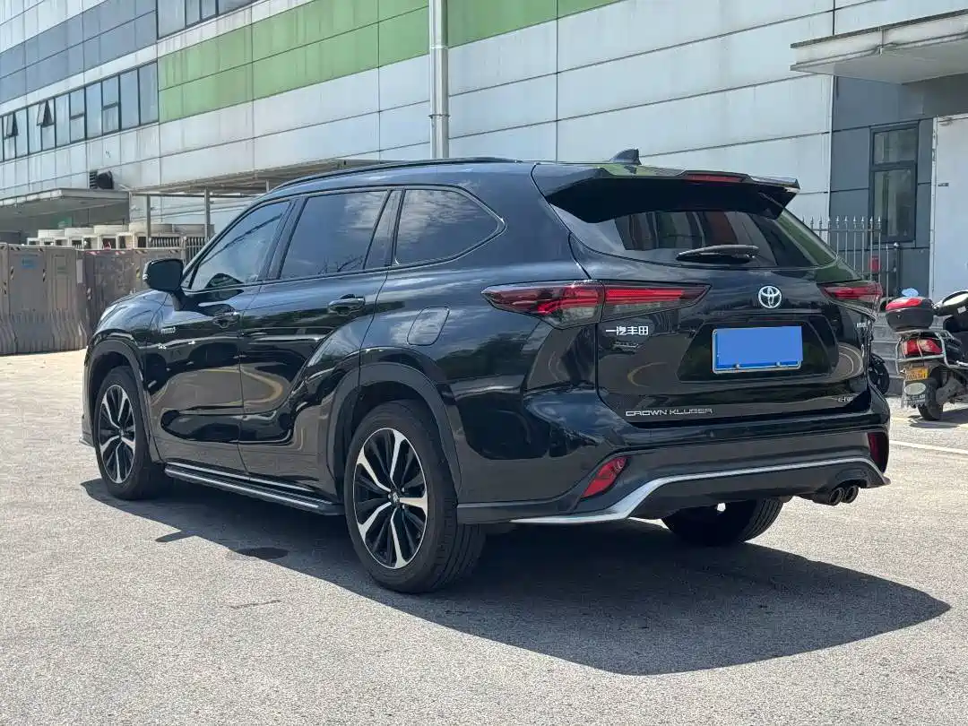 Toyota Crown Kluger 2024 2023 2.5L HEV AWD Premium Edition