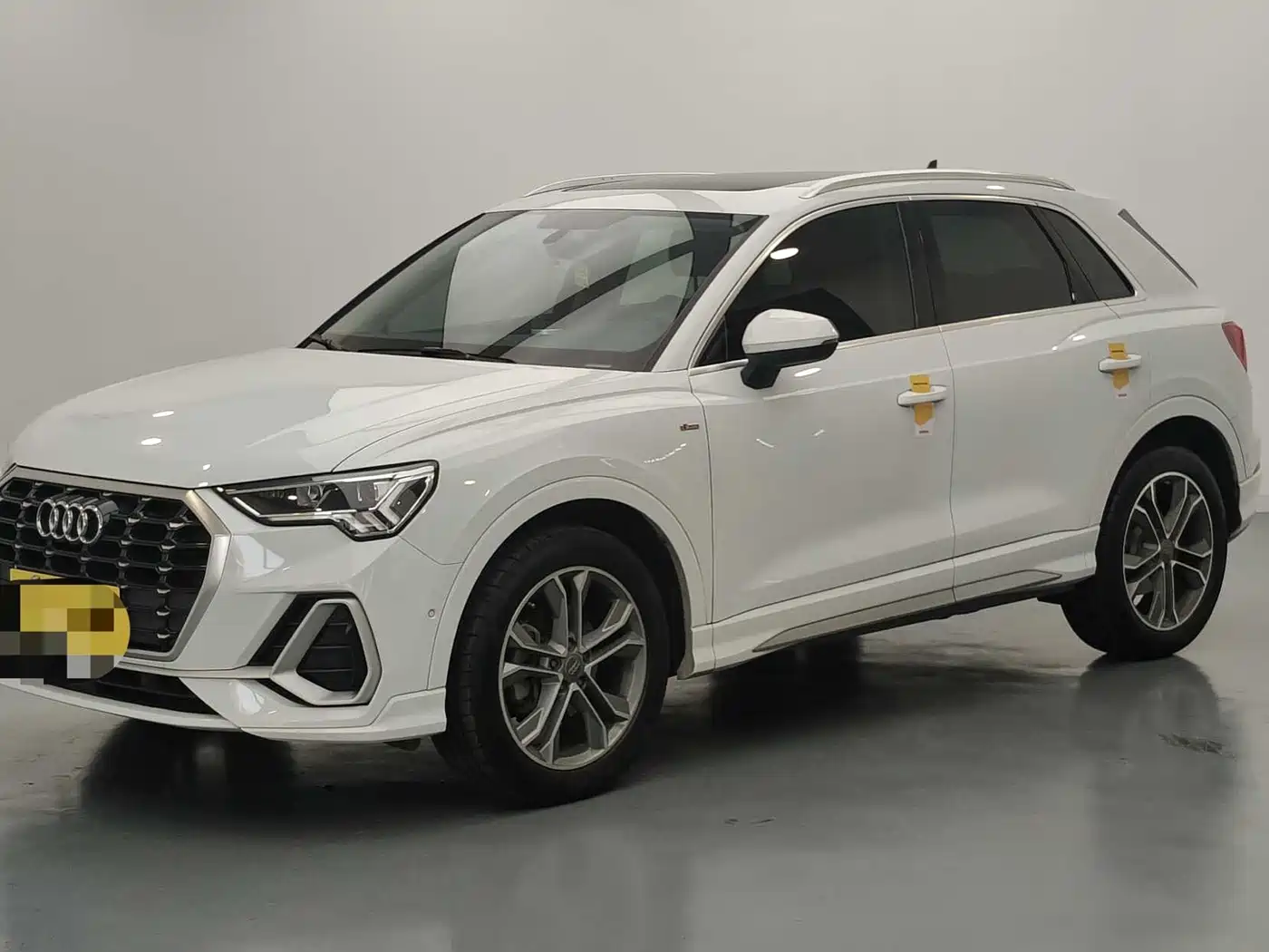 Audi Q3 2021 40 TFSI Fashion Sport