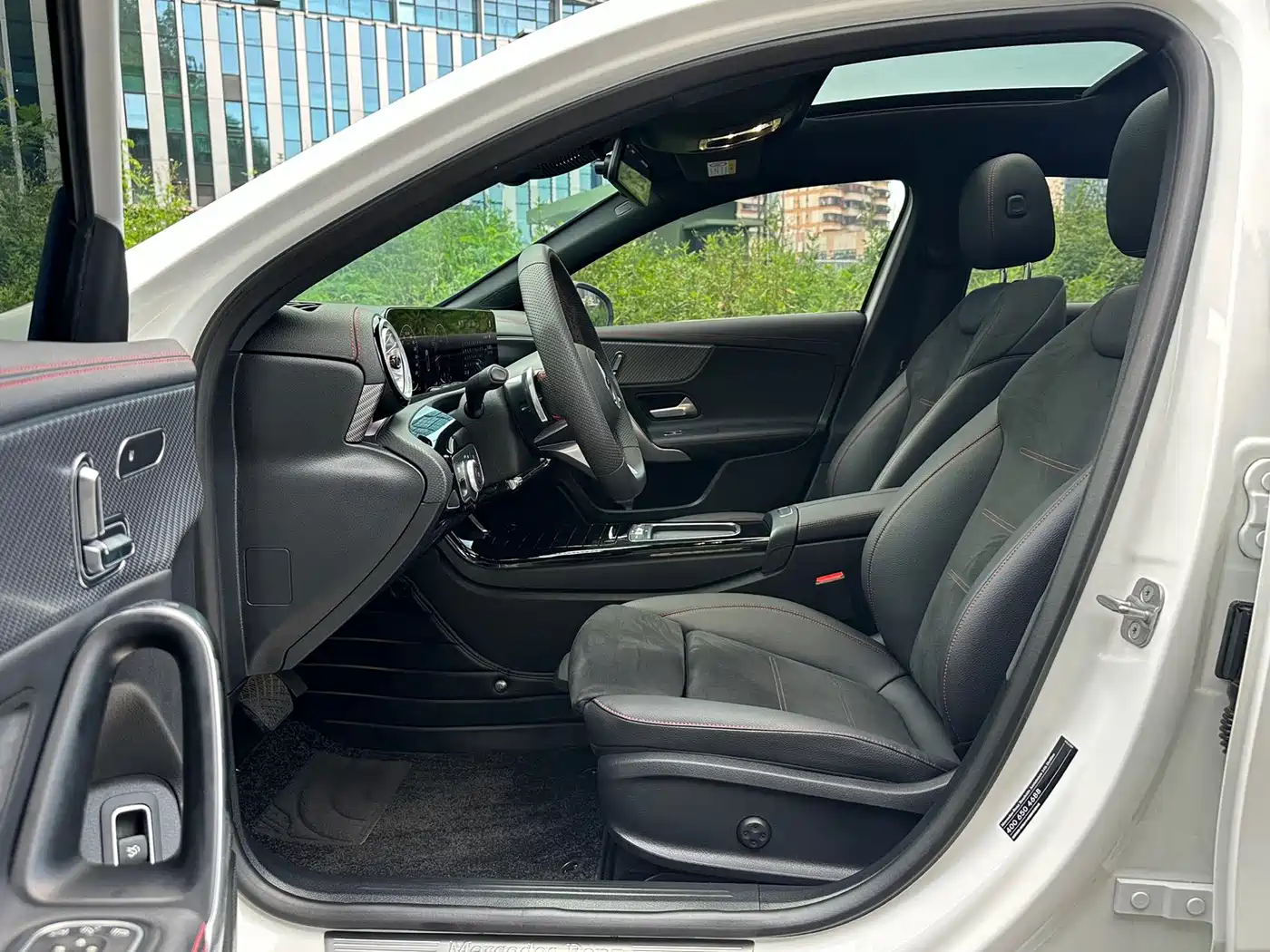 Mercedes-Benz A-Class 2025 2025 A 200 L Fashion Edition