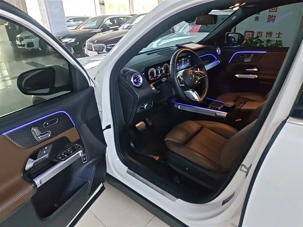 Mercedes-Benz GLB 2024 GLB 220 Fashion фото 16