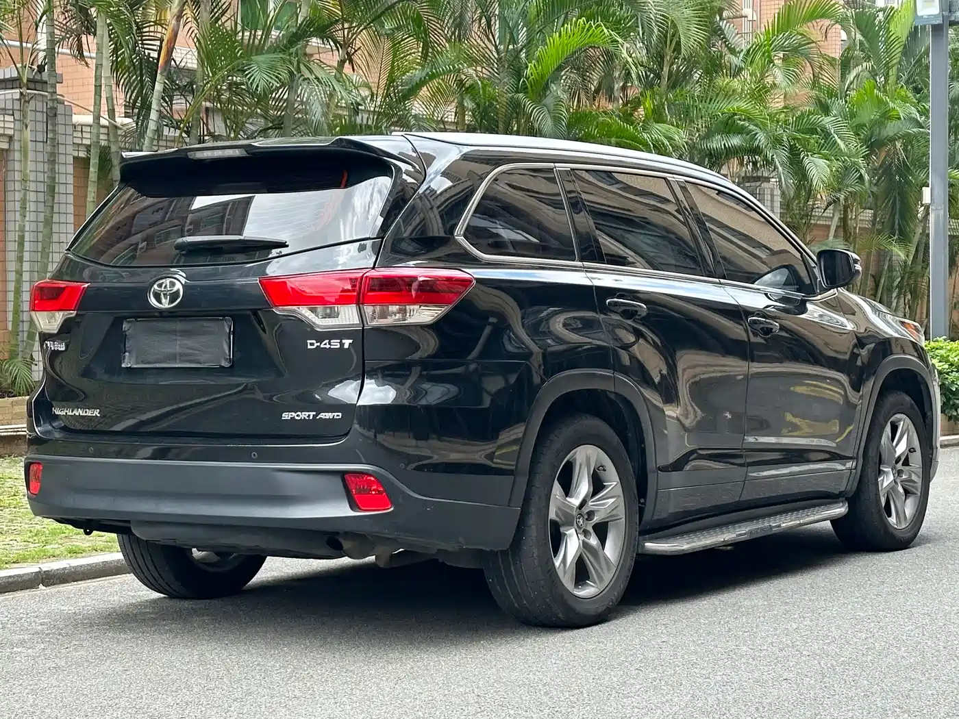 Toyota Highlander 2021 2.0T AWD Luxury 7-Seater фото 2