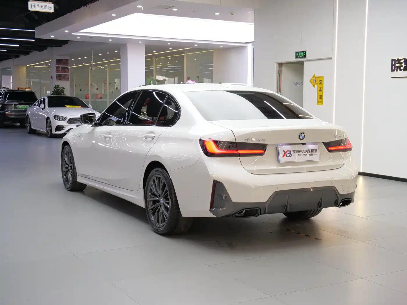 BMW 3 Series 2024 325Li M Sport Shadowline Package фото 5