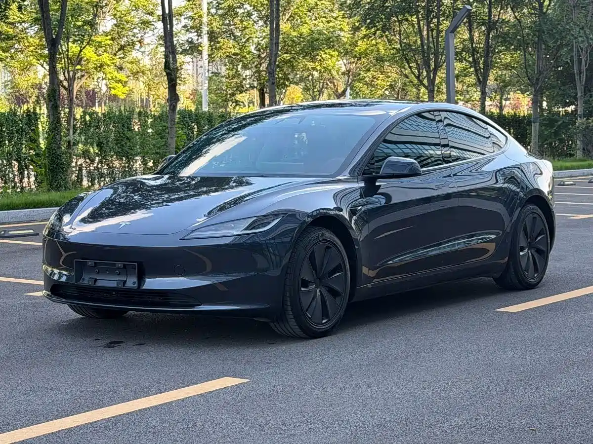 Photo 1 - Tesla Model 3