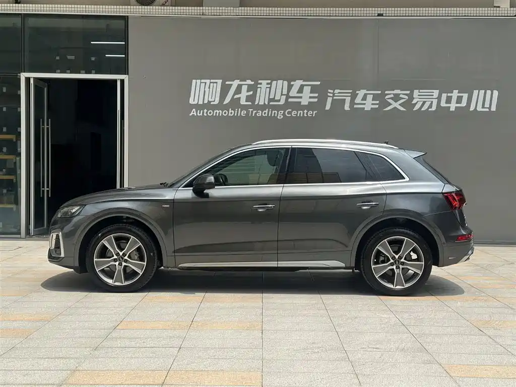 Audi Q5L 2021 45 TFSI Luxury Dynamic фото 19