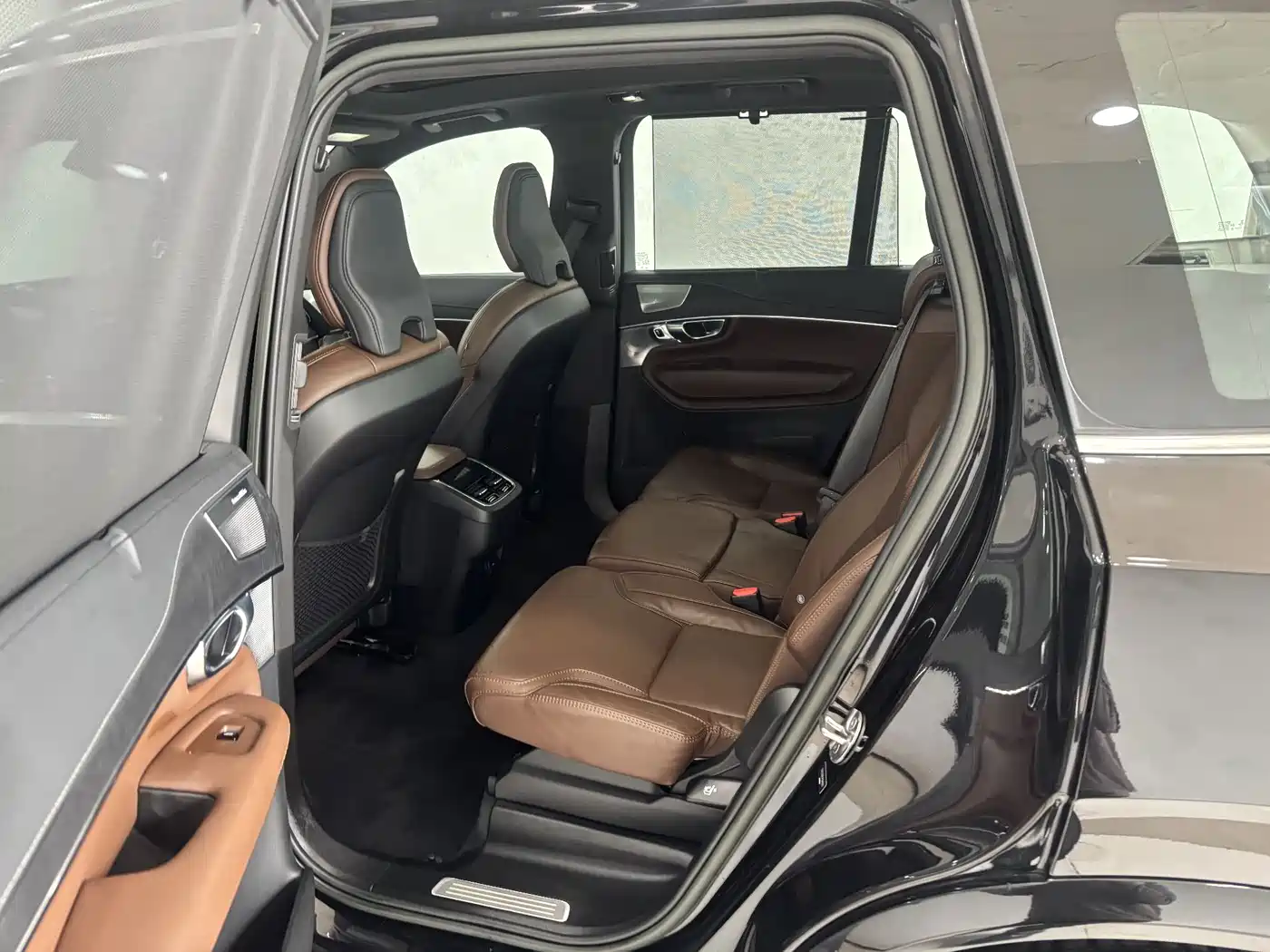 Volvo XC90 2023 B6 Smart Elegance Luxury Edition 7-Seater фото 23