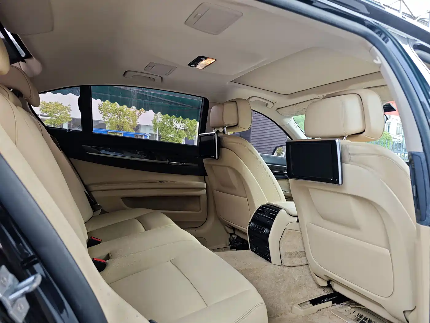 BMW 7 Series 2013 Model 730Li Leading фото 9