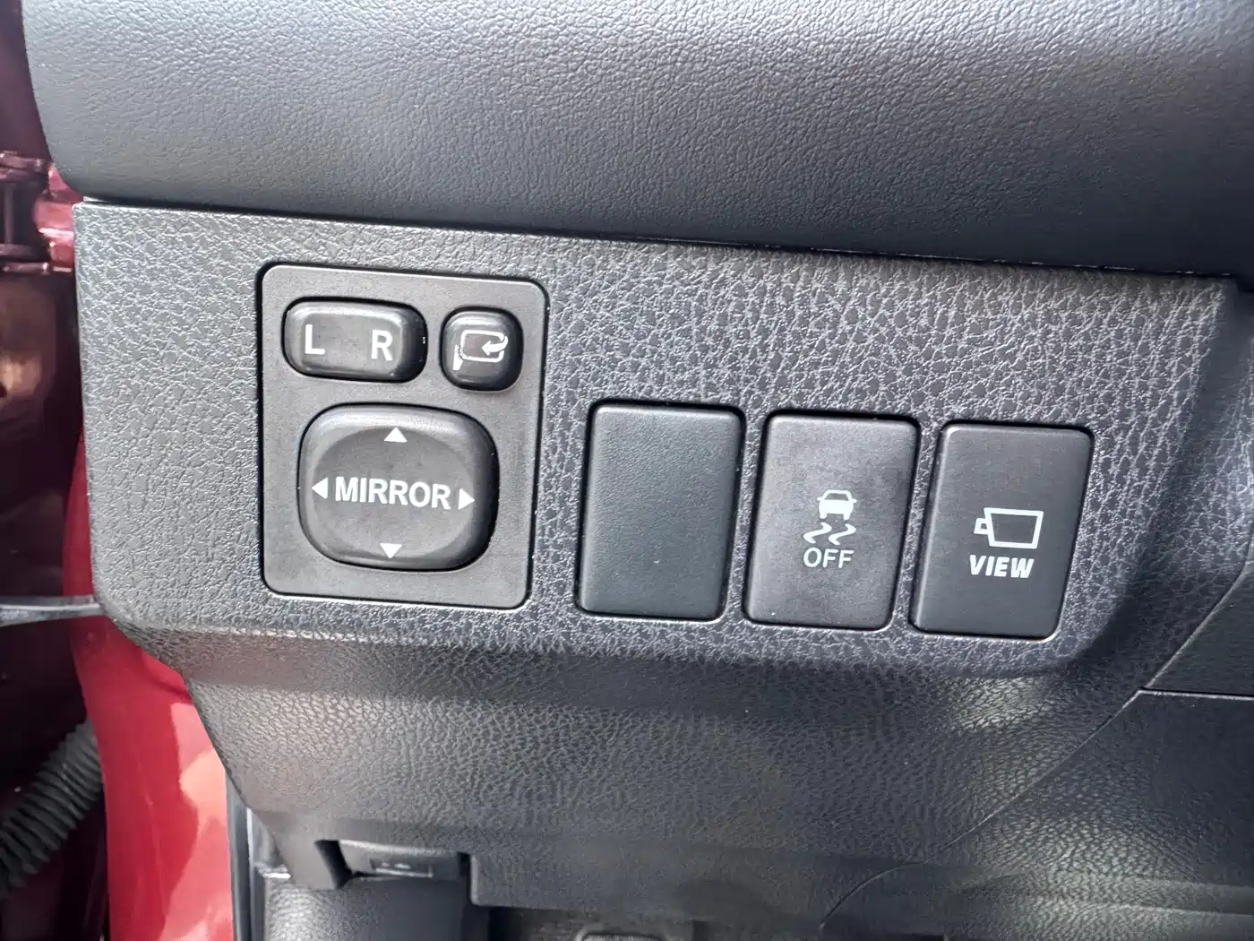 Toyota RAV4 Rongfang 2016 2.0L CVT 2WD Smart (China V) фото 16
