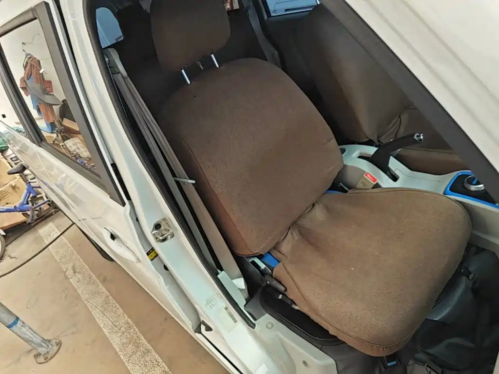 SRM Xinyuan Good Luck 2024 2023 Standard Passenger Vehicle