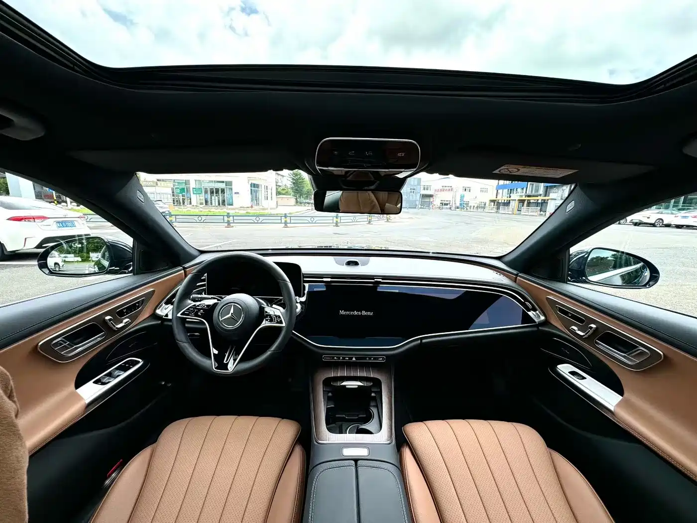 Mercedes-Benz E-Class New Energy 2024 2024 E 350 e L Plug-in Hybrid Sports Sedan