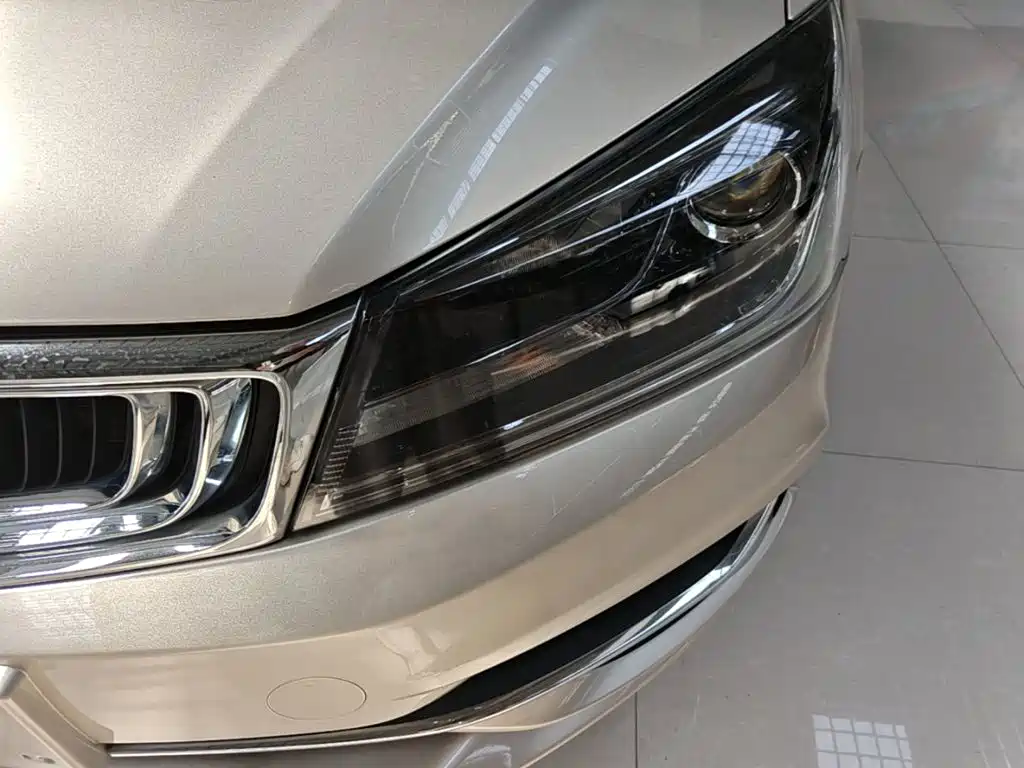Фото 24 - Geely Emgrand