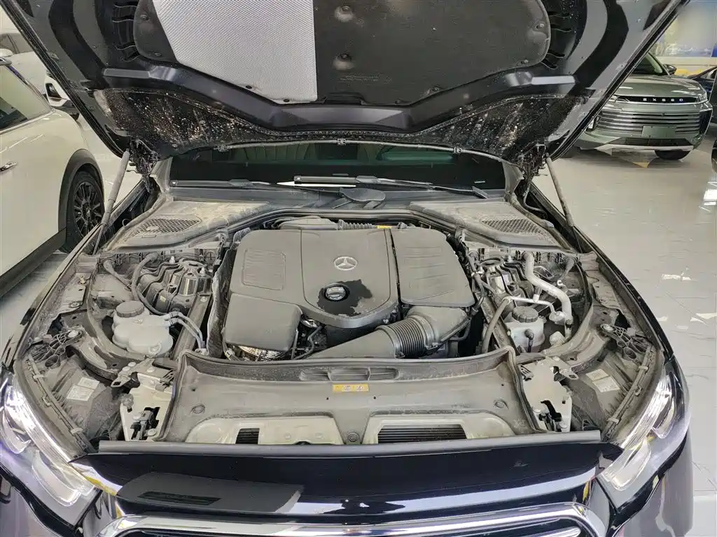 Mercedes-Benz E-Class 2025 E 260 L фото 16