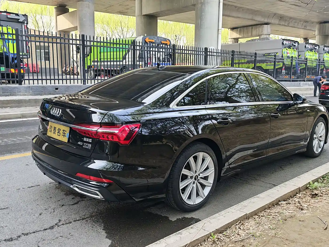 Audi A6L 2022 45 TFSI Premium Elegance фото 7
