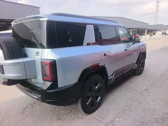 Fang Cheng Bao Leopard 8 2026 Zhihong Flagship Edition 5-seater — фото 4