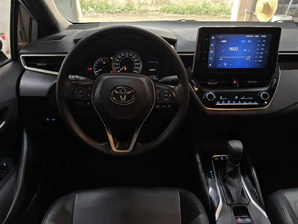 Toyota Levin 2021 185T CVT Luxury Edition фото 6