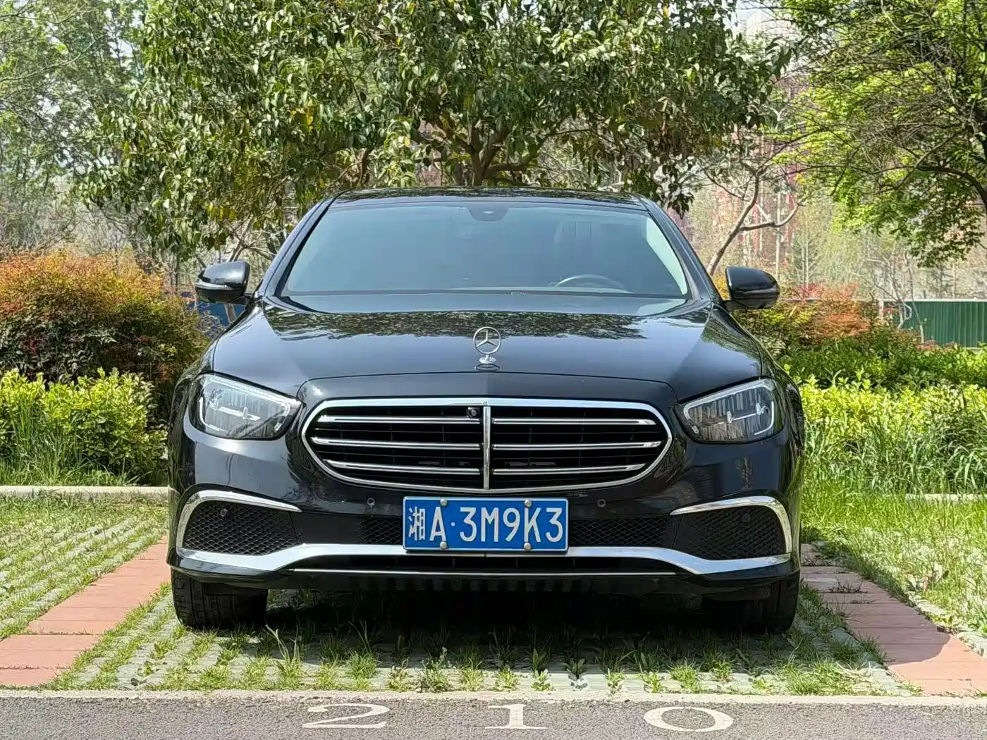  E CLASS