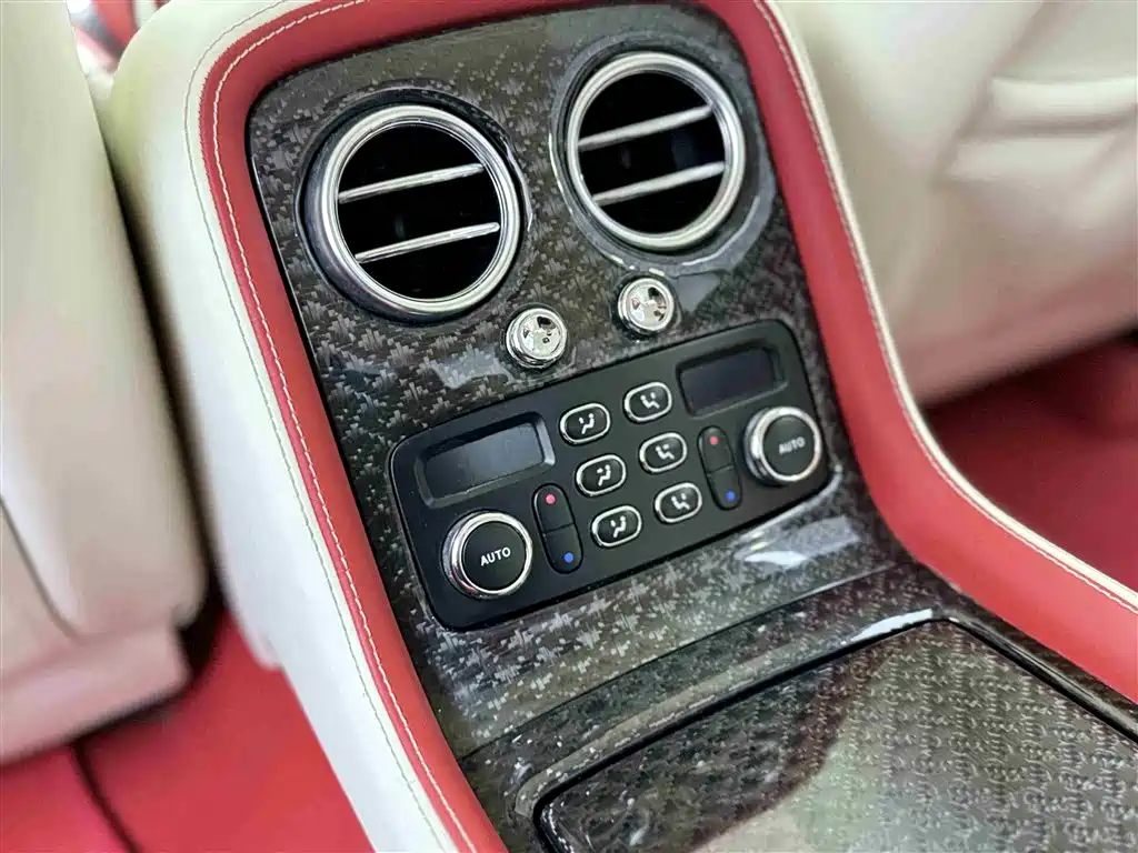 Bentley Flying Spur 2012 6.0T Limited Edition фото 11