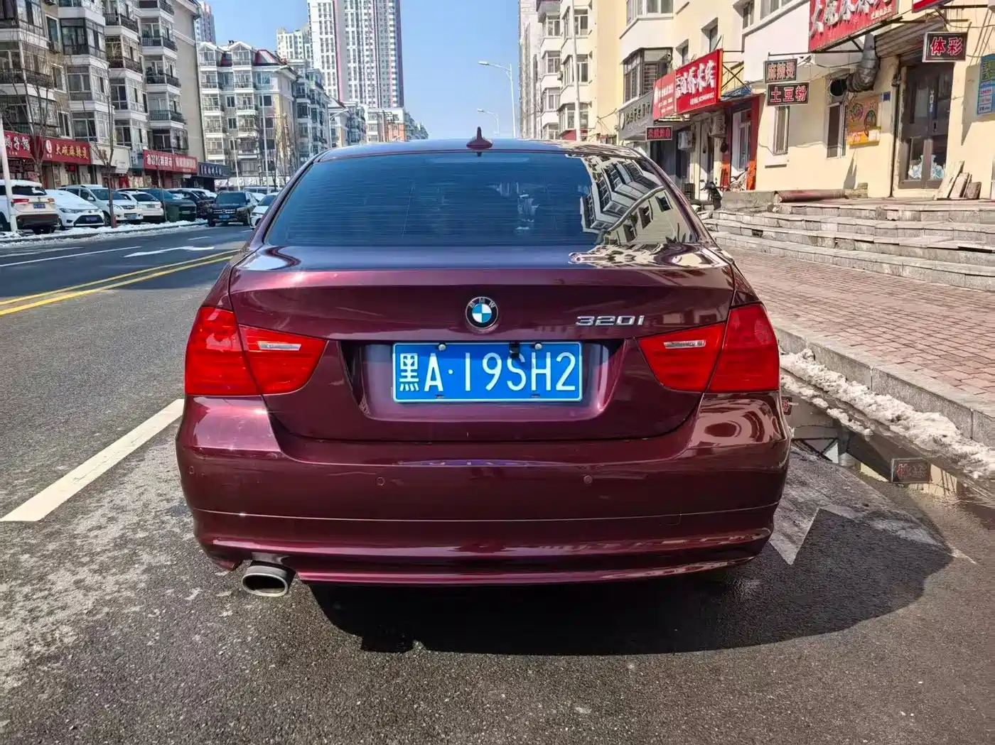 BMW 3 Series (Import) 2010 320i Luxury фото 5