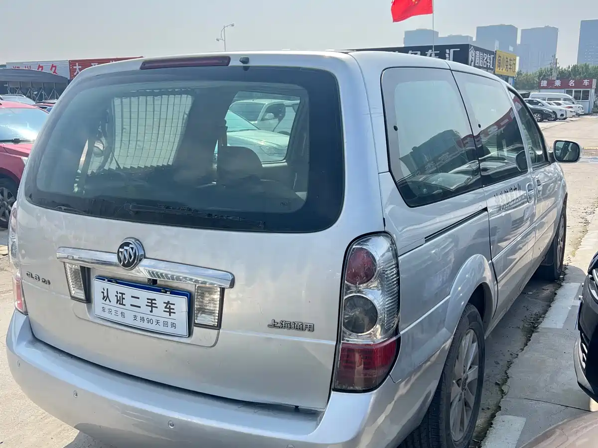 Buick GL8 2013 2.4L Comfort Edition фото 4