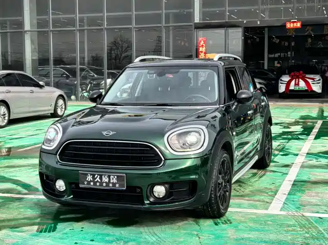 MINI COUNTRYMAN