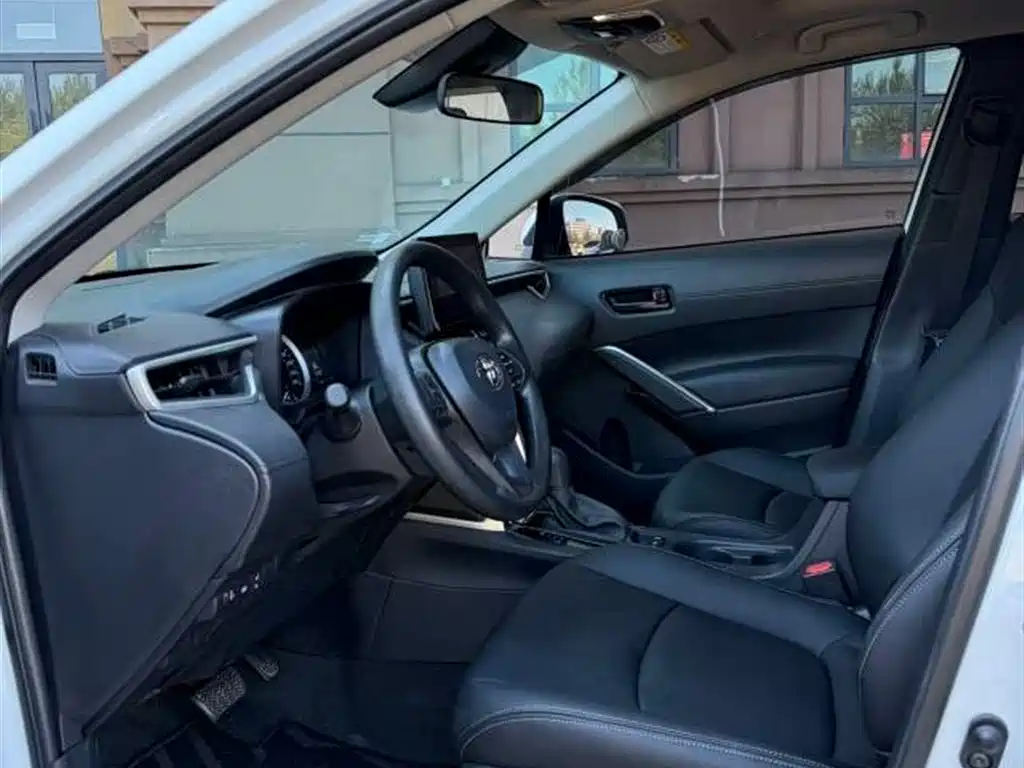 Toyota Corolla Cross 2022 2.0L Luxury Edition фото 11