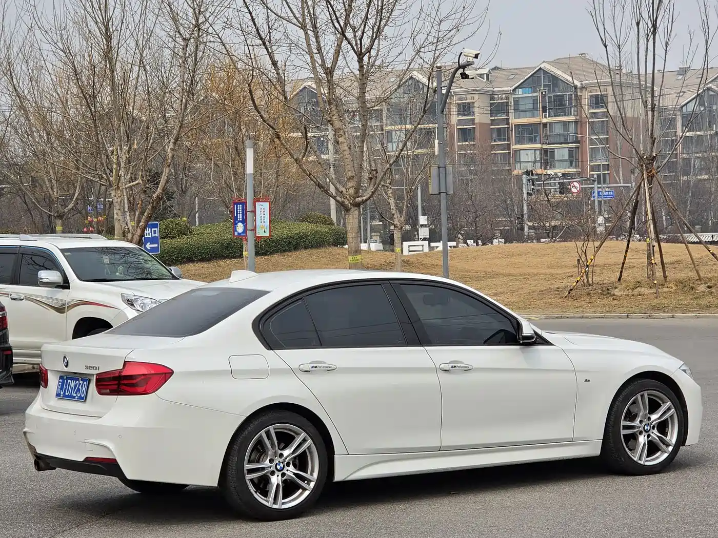 BMW 3 Series 2017 320i M Sport фото 6