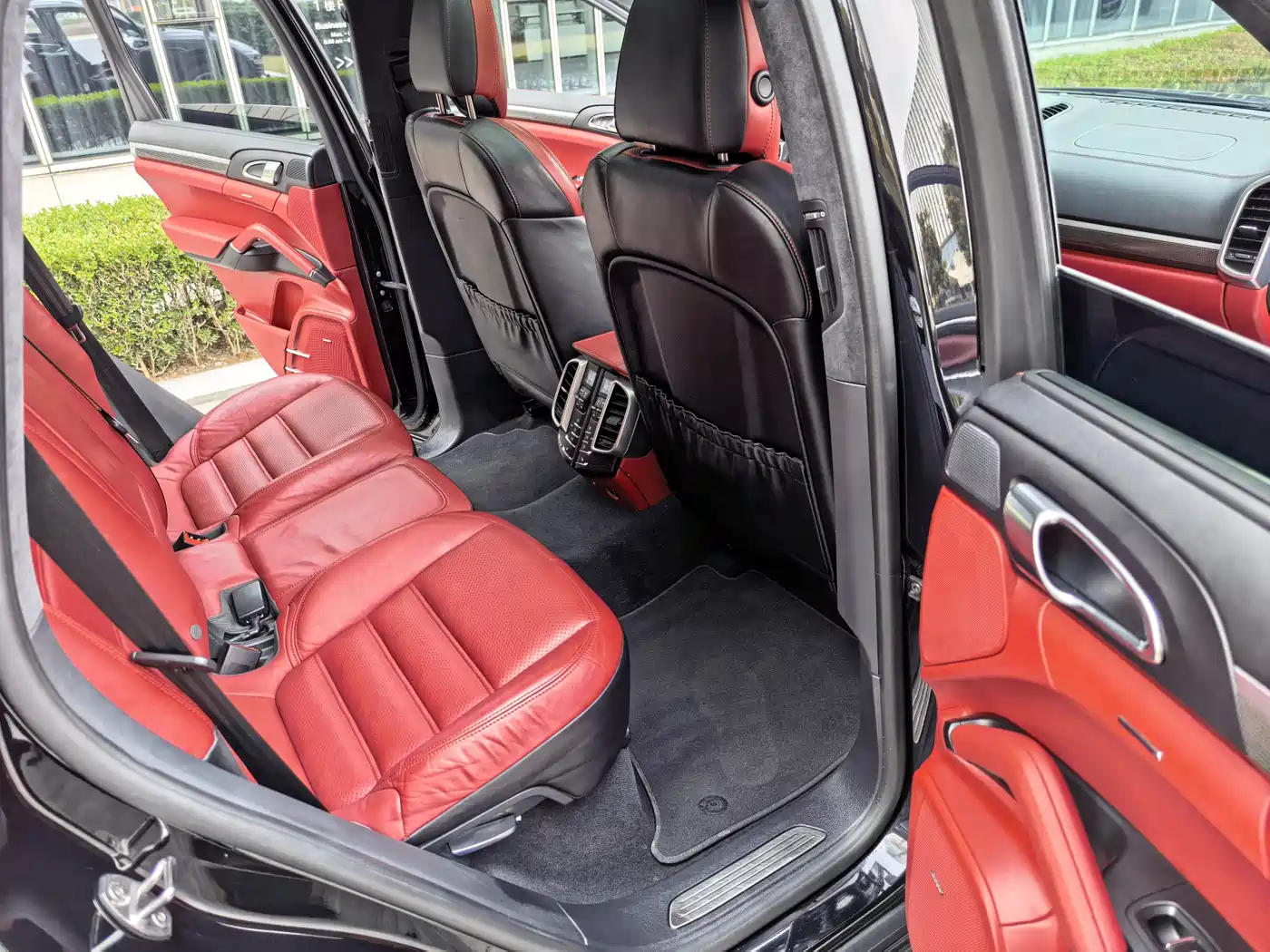 Porsche Cayenne 2015 Cayenne Turbo 4.8T фото 39