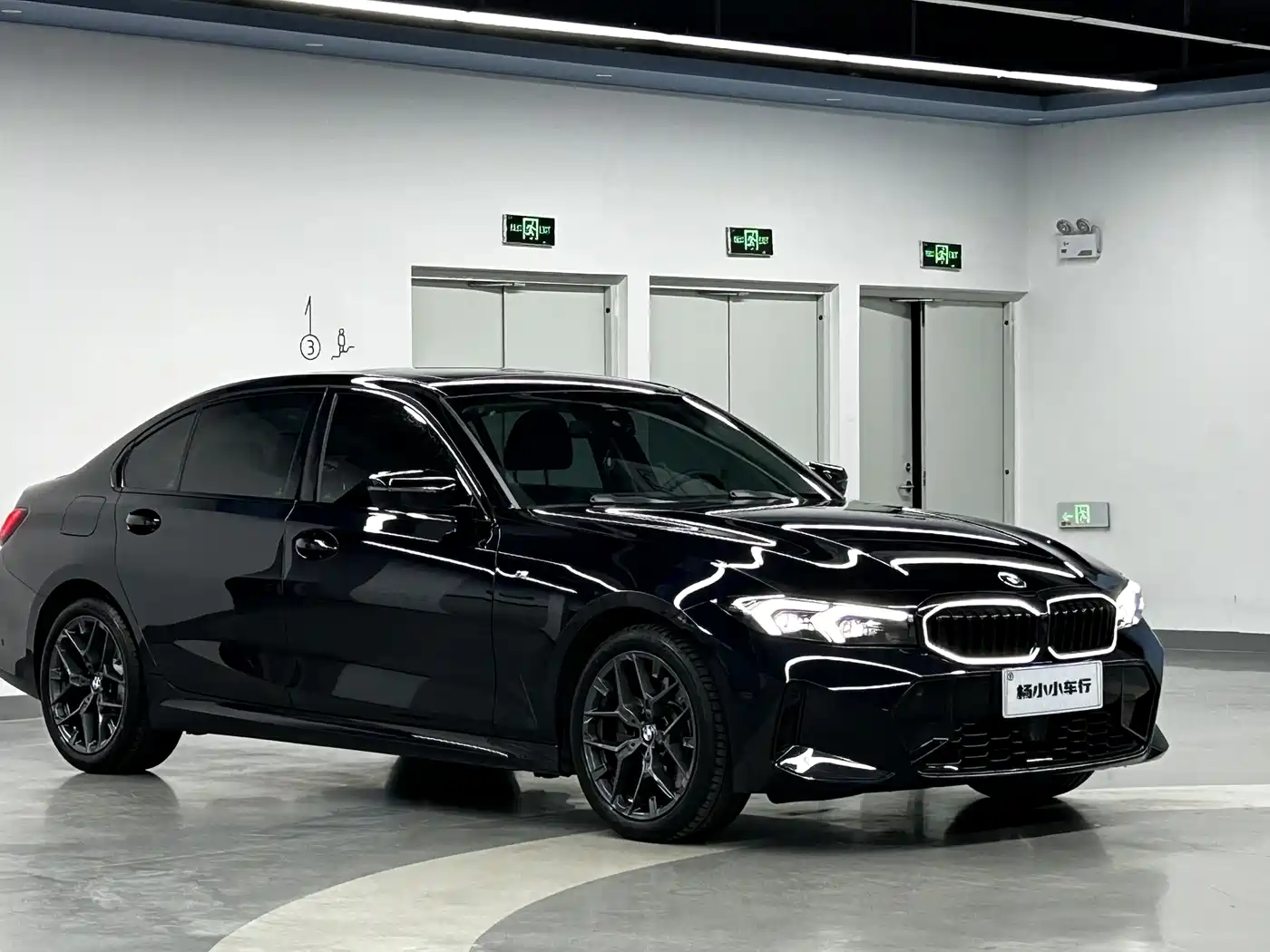 BMW 3 Series 2024 330Li M Sport Shadowline Package фото 2