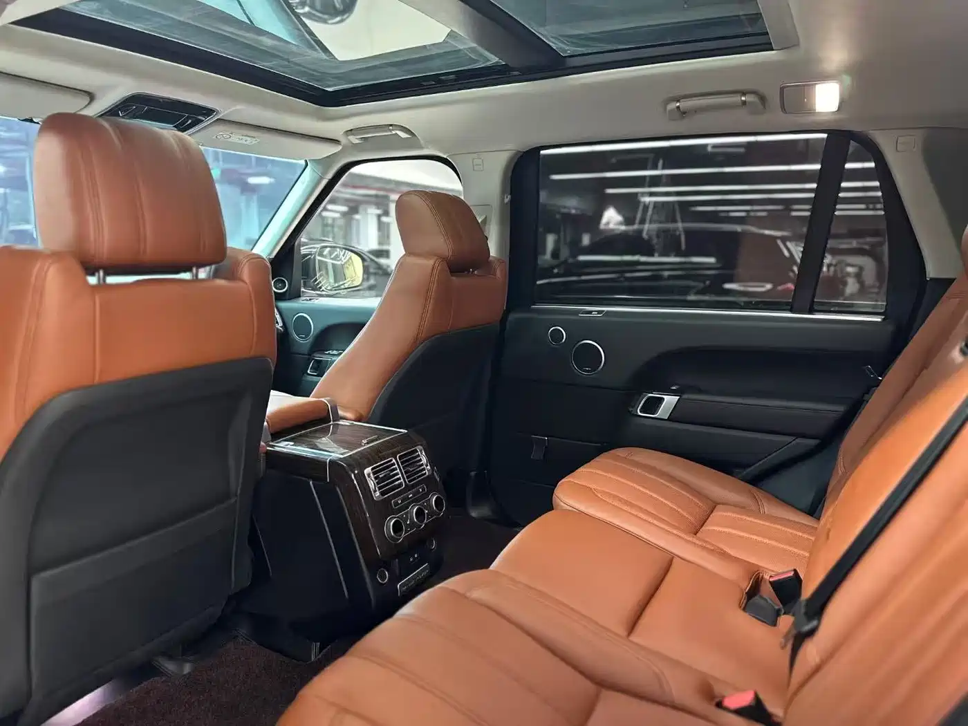 LAND ROVER RANGE ROVER