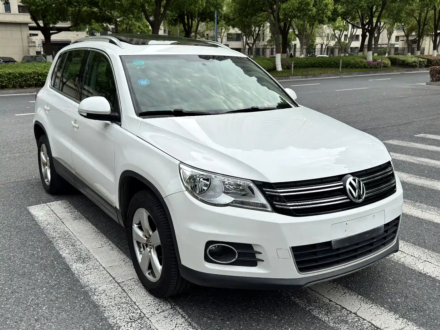 Volkswagen Tiguan 2012 1.8TSI Automatic 2WD Trend Edition фото 3