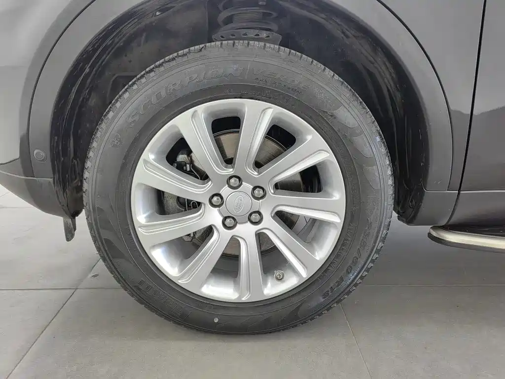 Photo 17 - Land Rover Discovery Sport