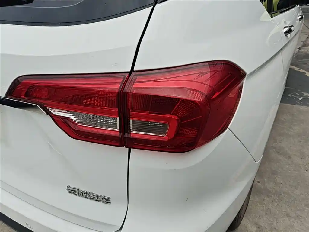 Haval M6 2019 1.5T Manual 2WD Elite Type China VI фото 8