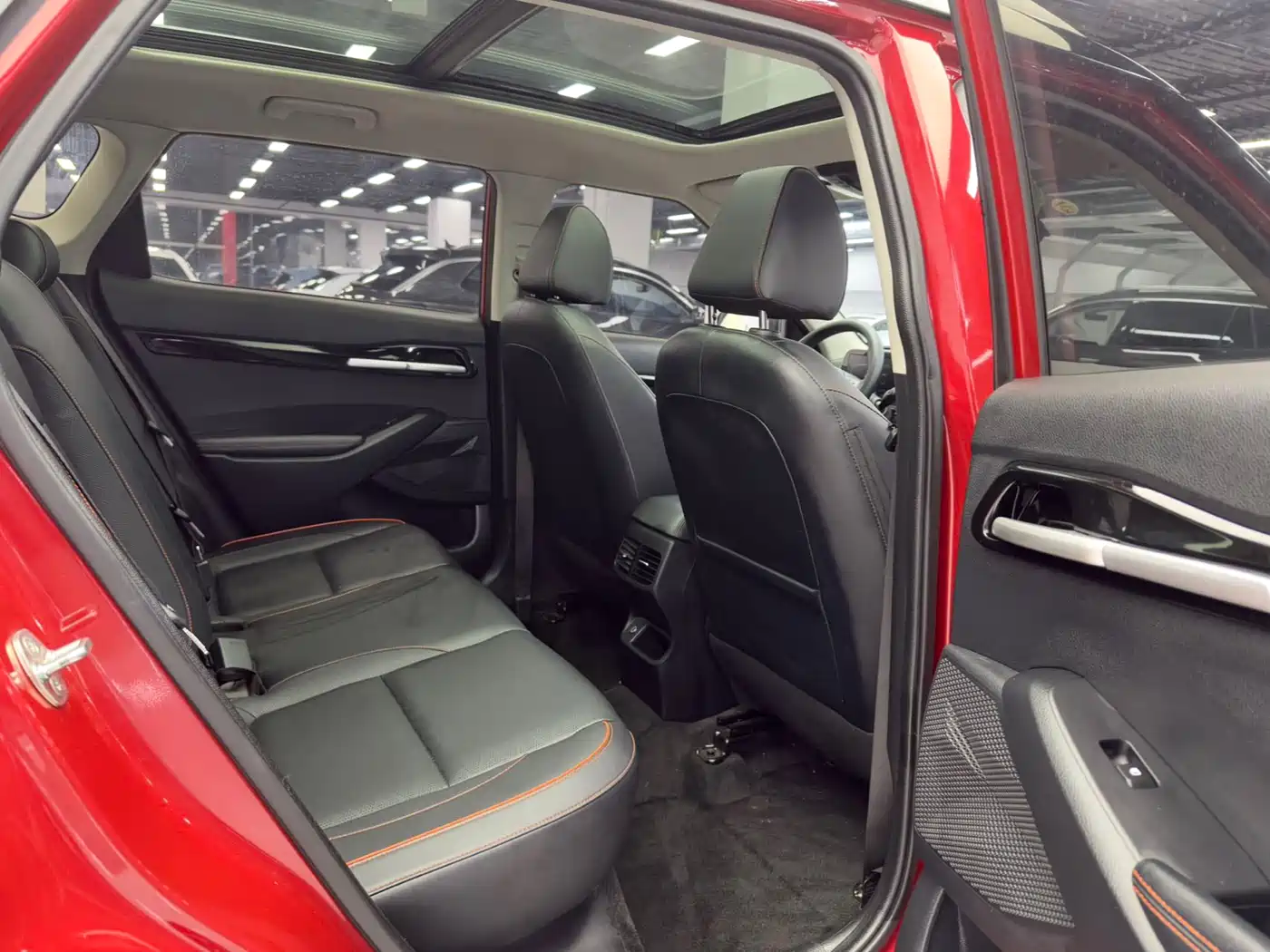 Kia Seltos 2023 1.5L CVT Luxury Edition фото 11