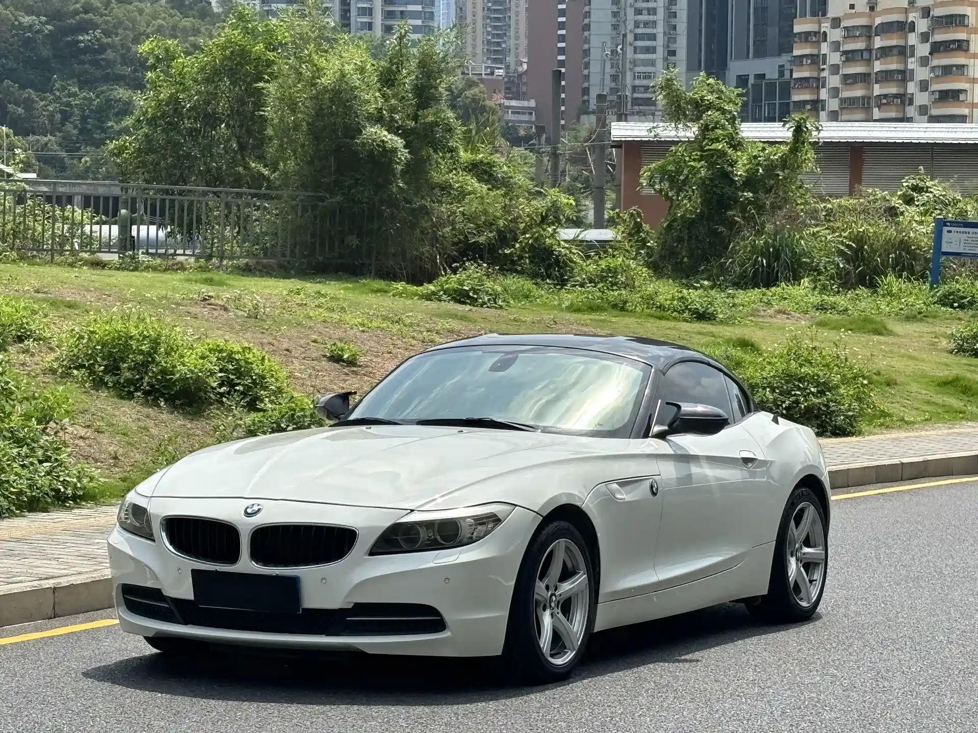 Фото 2 - BMW Z4