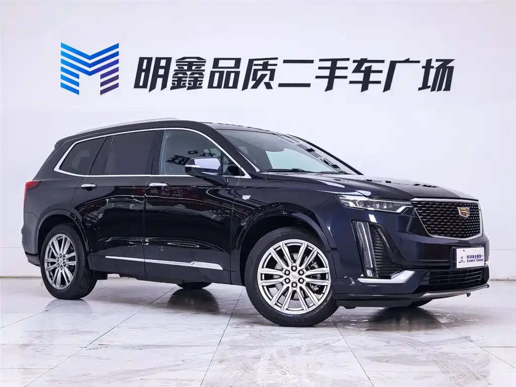 CADILLAC XT6