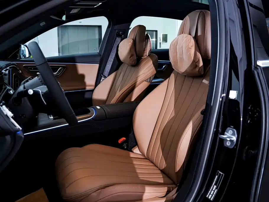 Mercedes-Benz E-Class 2026 2026 E 300 L Luxury