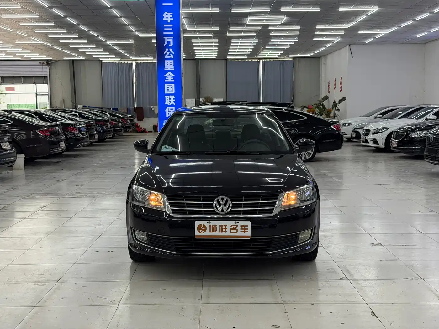 Volkswagen Lavida 2013 Facelift Classic 1.6L Automatic Comfort фото 2