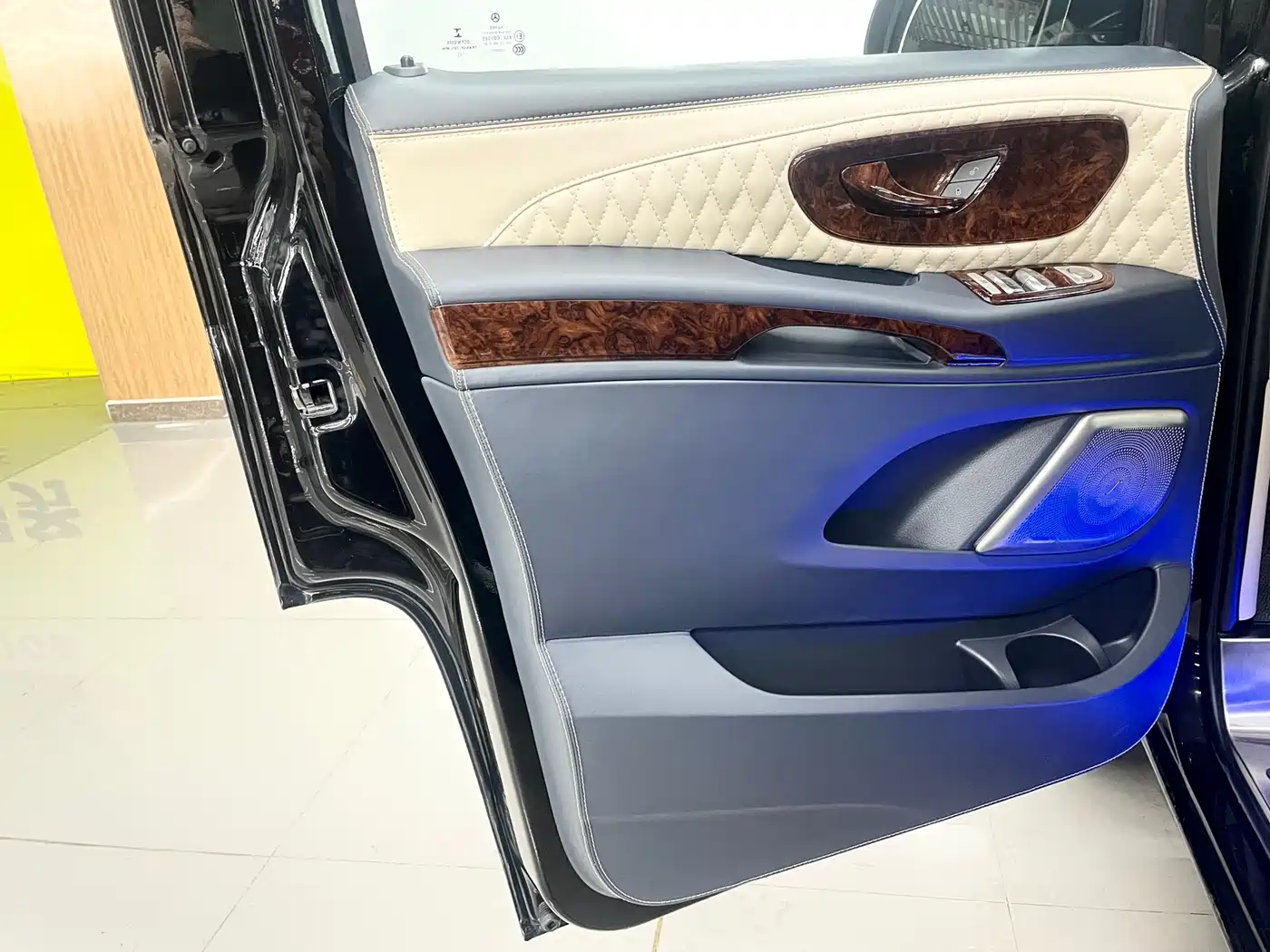 Mercedes-Benz Vito 2018 2.0T Business Edition China VI фото 8