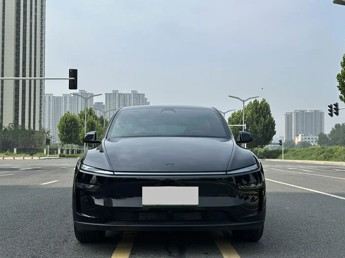 Tesla Model Y 2026 2026 Rear-Wheel Drive