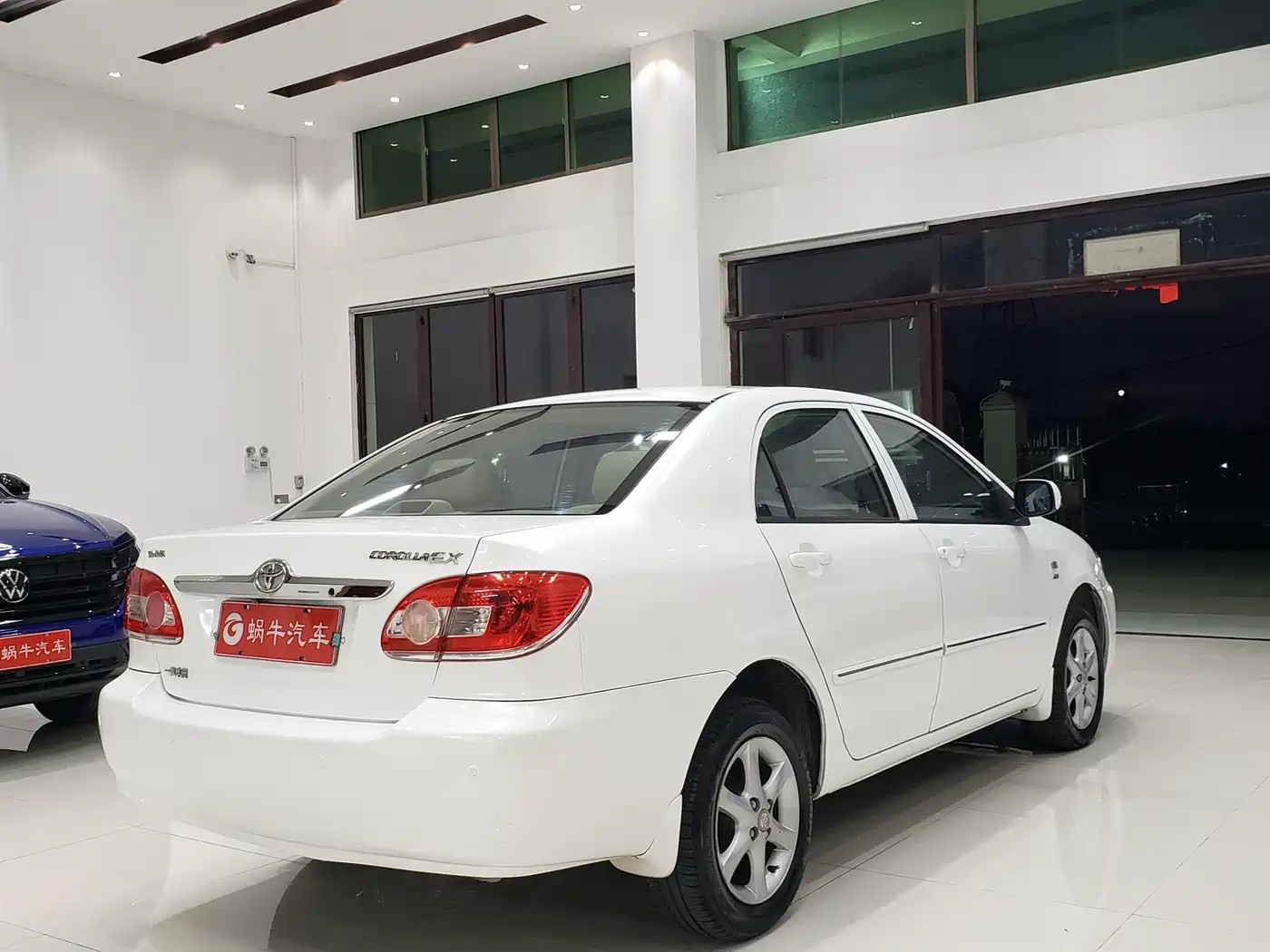 Toyota Corolla 2011 1.6L Automatic Luxury Edition фото 9