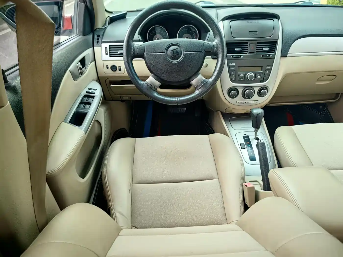 Buick Excelle 2011 1.6LX-AT фото 10