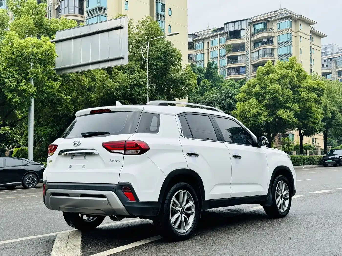 Hyundai Beijing Hyundai ix35 2018 2.0L Automatic 2WD Zhiyong·Enjoyment Edition фото 3